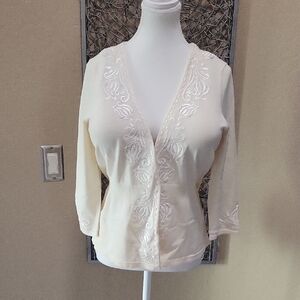 White House Black Market Ivory 3/4 Sleeve Embroidered Front Cardi